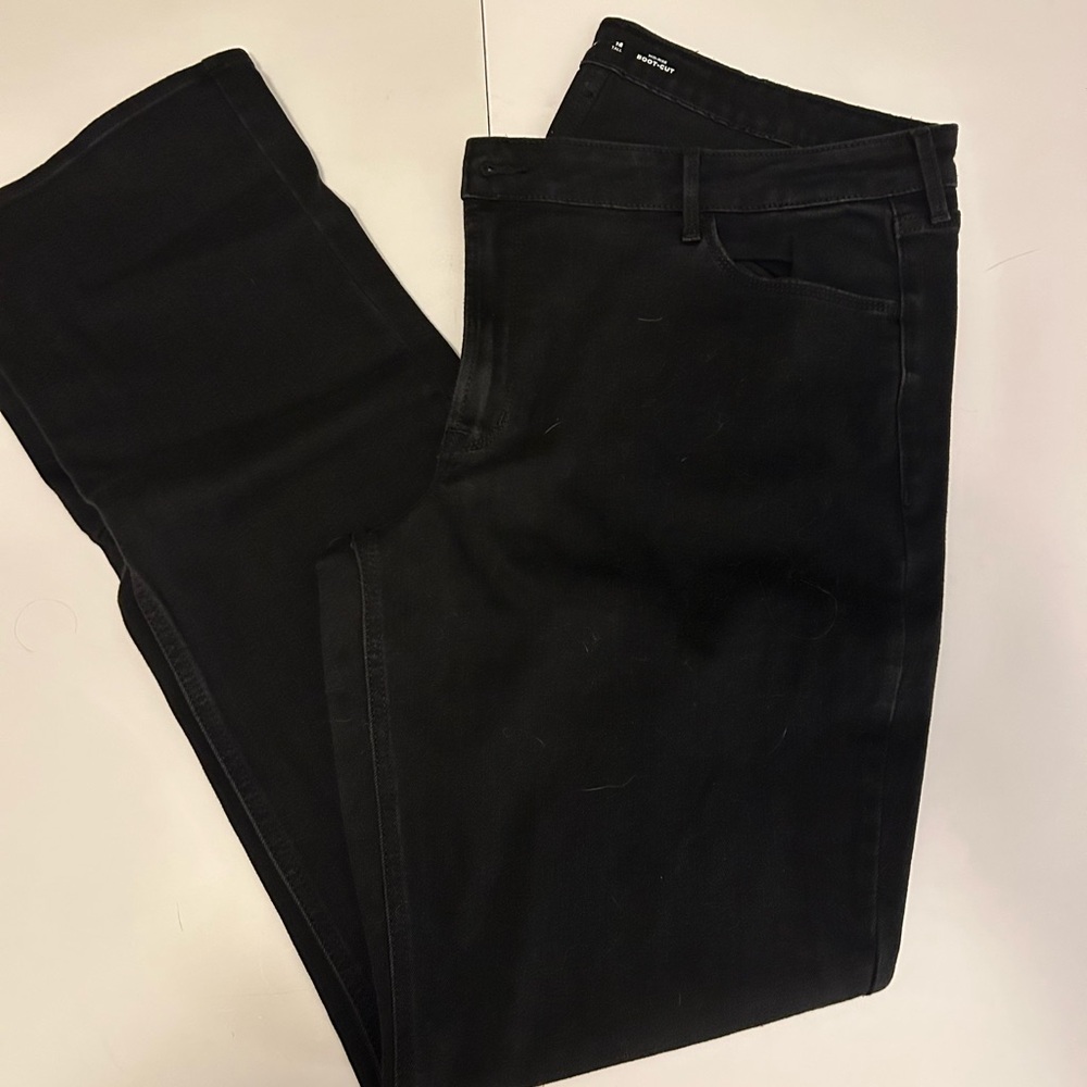 Old Navy Women’s mid-rise boot cut Jeans